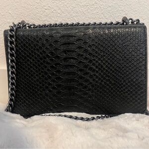 Elegant Black Chain croc style Shoulder Bag